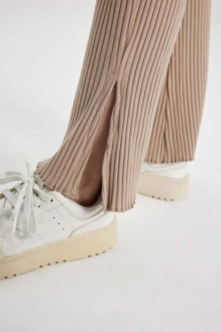 Kız Çocuk Flare Fit Fitilli Kaşkorse Pantolon