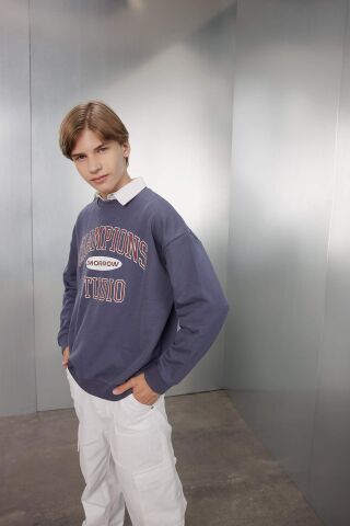 Erkek Çocuk Oversize Geniş Kalıp Bisiklet Yaka Yazı Baskılı Okul Sweatshirt