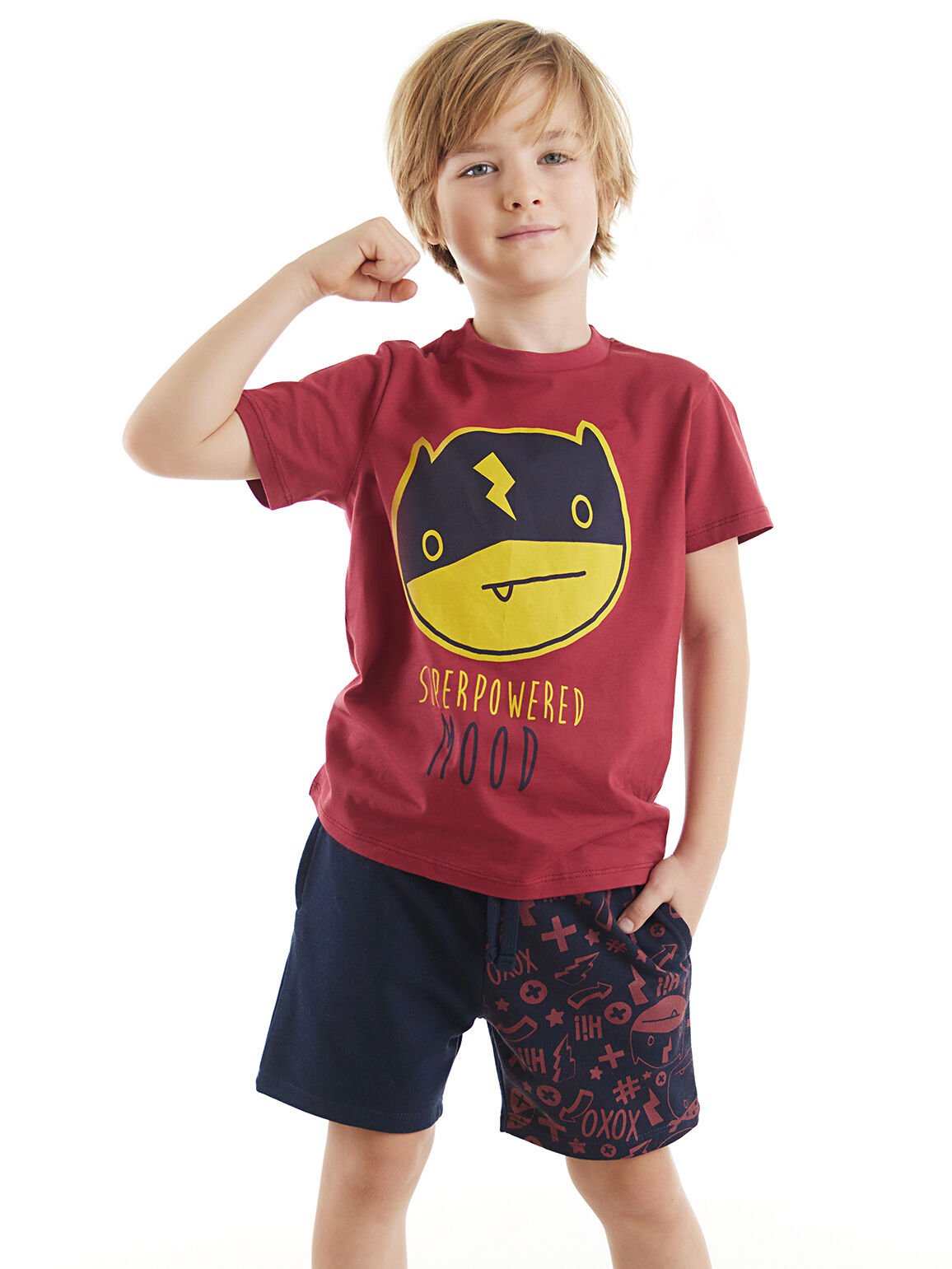 Süper Güçlü Erkek Çocuk T-shirt Şort Takım