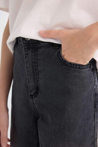 Erkek Çocuk Loose Fit Düz Paça Cepli Basic Düz Jean Pantolon