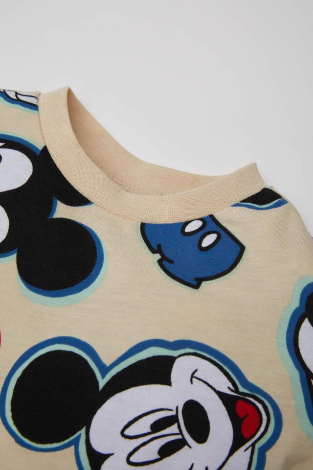 Erkek Bebek 2'li Takım Disney Mickey & Minnie Bisiklet Yaka Kısa Kollu Tişört Şort