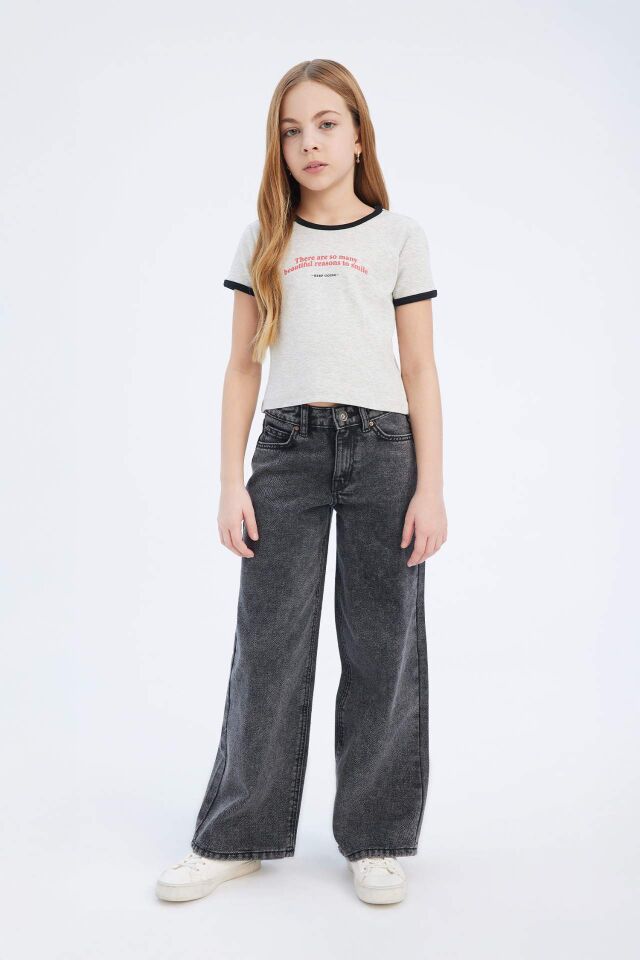 Kız Çocuk Slim Fit Dar Kesim Bisiklet Yaka Baskılı Fitilli Kaşkorse Kısa Kollu Tişört