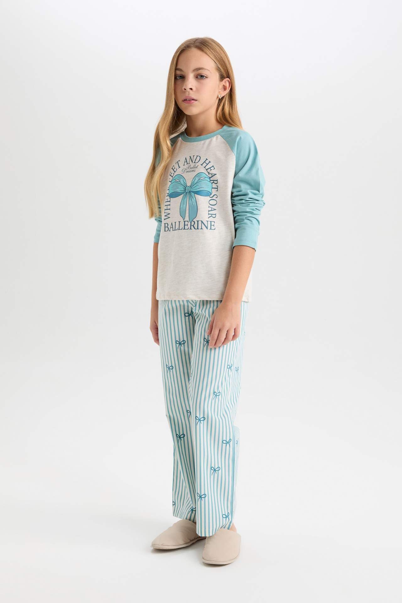 Kız Çocuk Pijama Takımı Bisiklet Yaka Baskılı Uzun Kollu Üst Çizgili Uzun Alt