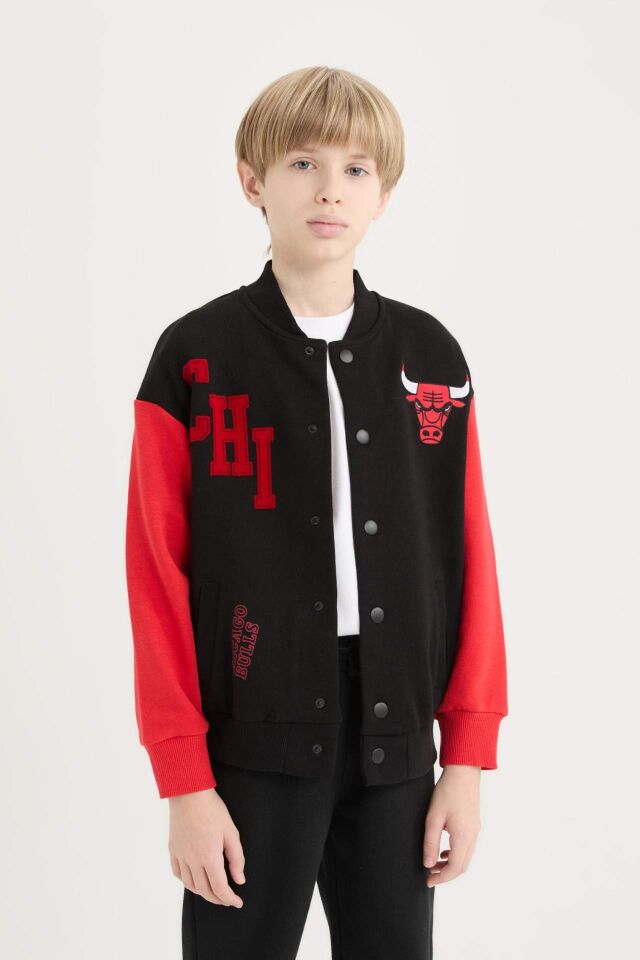 Erkek Çocuk NBA Chicago Bulls Kolej Yaka Çıtçıt Kapamalı Sırt Baskılı Bomber Hırka
