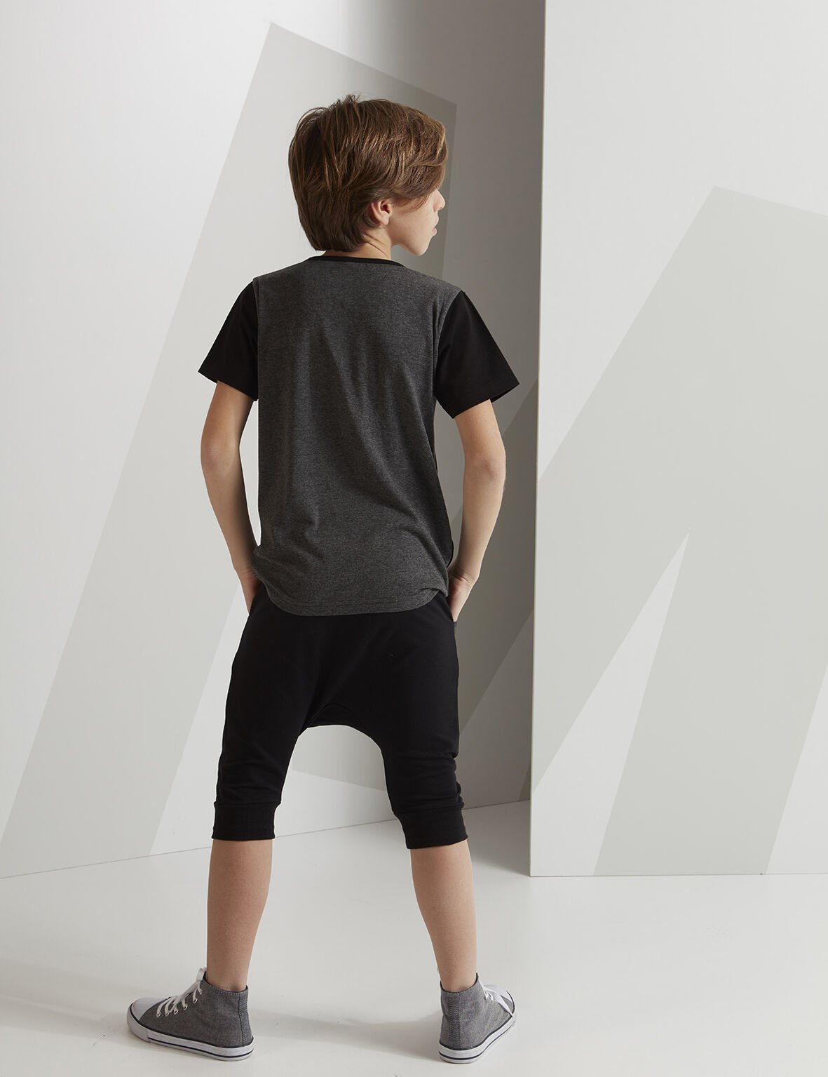 Gray Star Erkek Çocuk T-shirt Kapri Şort Takım