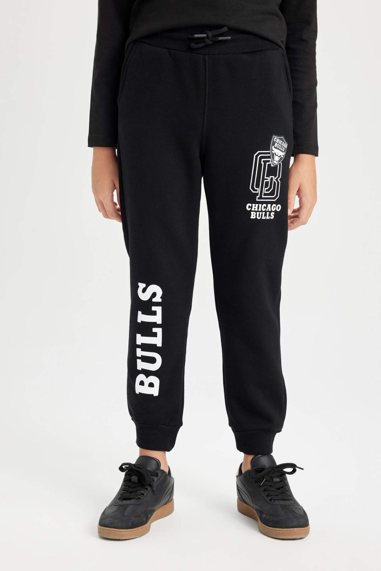 Erkek Çocuk NBA Chicago Bulls Siyah Beli Paçası Lastikli Cepli Kalın Jogger Eşofman Altı