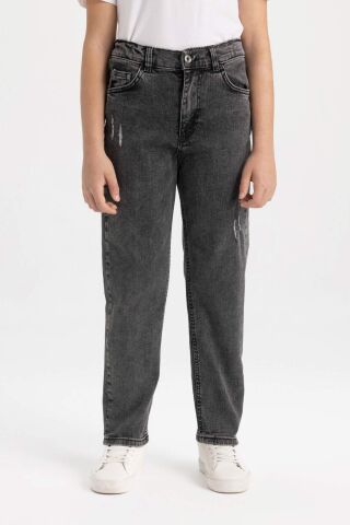 Erkek Çocuk Straight Fit Yırtık Detaylı Düz Paça Jean Pantolon