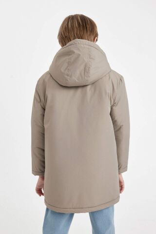 Erkek Çocuk Su İtici Kapüşonlu Fermuar Çıtçıt Kapamalı Cift Cepli Parka Mont