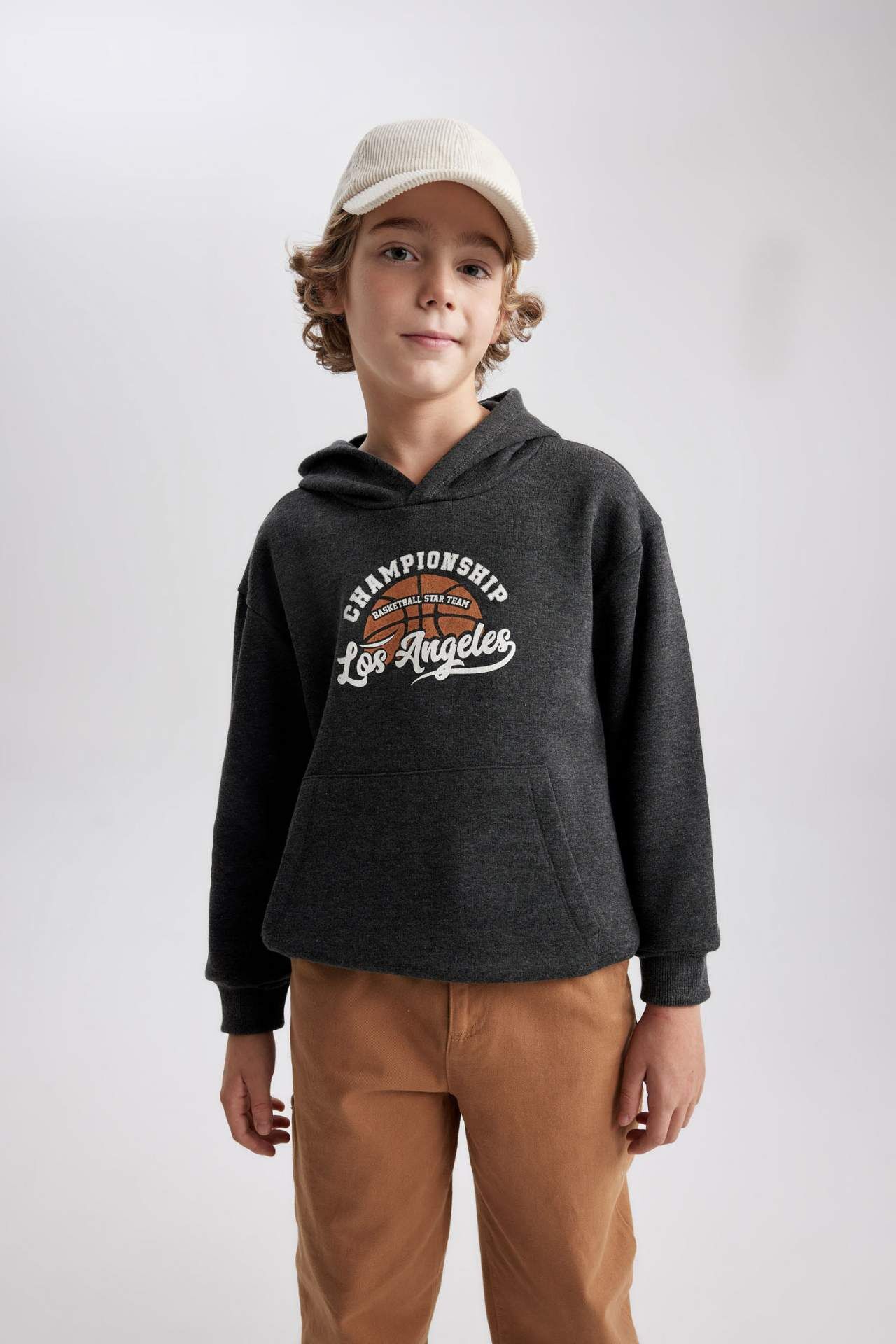 Erkek Çocuk Baskılı Kanguru Cepli Kapüşonlu Sweatshirt