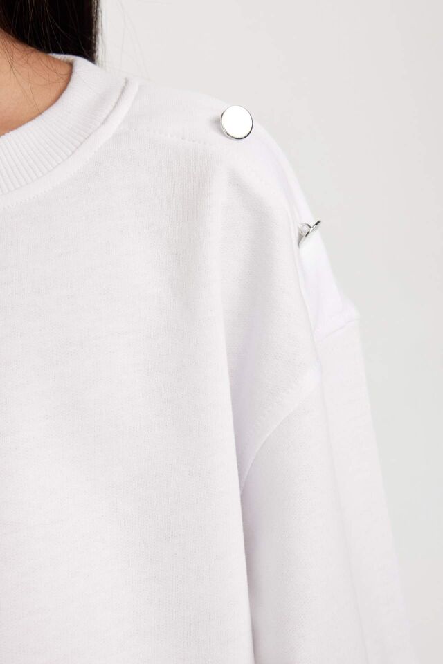 Kız Çocuk Relax Fit Bisiklet Yaka Etek Ucu Detaylı Sweatshirt