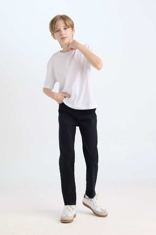 Erkek Çocuk Slim Fit Dar Kesim Düz Paça Cepli Siyah Basic Düz Jean Pantolon
