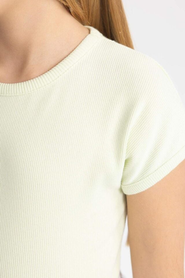 Kız Çocuk Slim Fit Dar Kesim Bisiklet Yaka Basic Düz Fitilli Kaşkorse Kısa Kollu Tişört