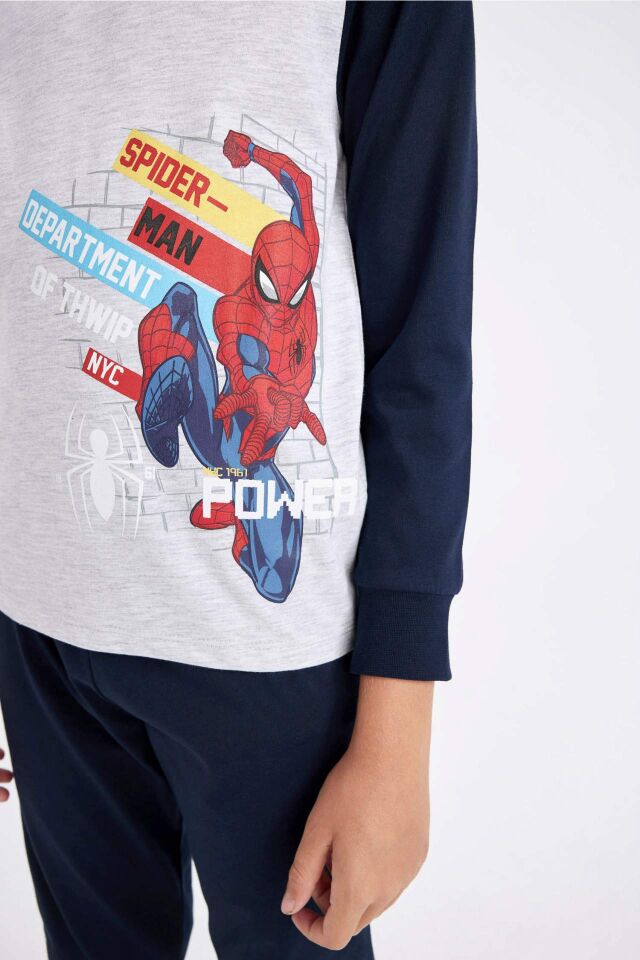 Erkek Çocuk Pijama Takımı Marvel Spiderman Uzun Kollu Üst Uzun Alt