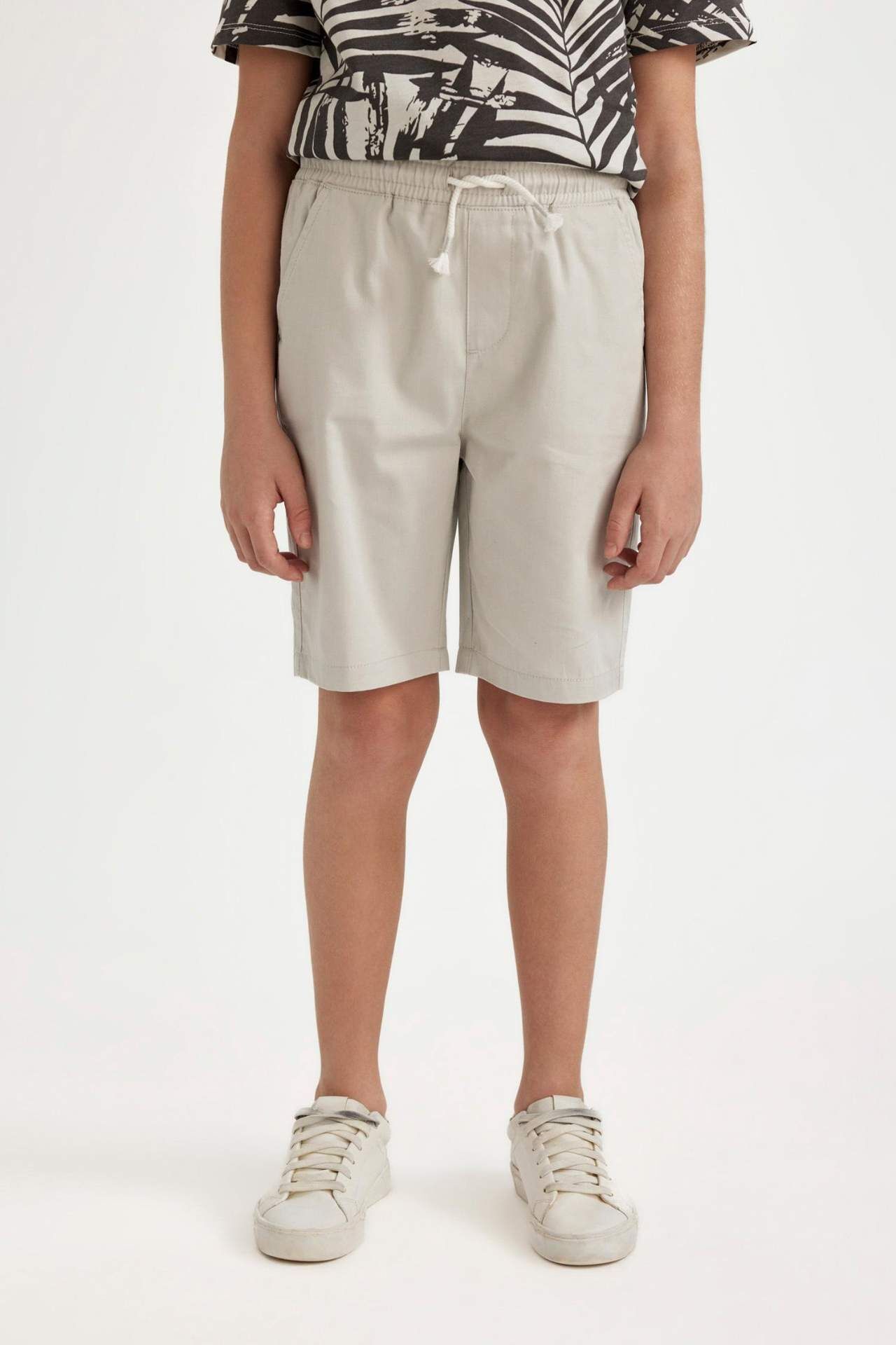 Erkek Çocuk Basic Düz Beli Lastikli Cepli Gabardin Şort