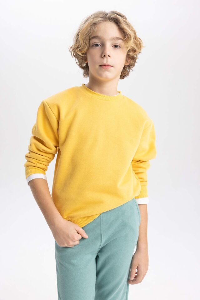 Erkek Çocuk Bisiklet Yaka Basic Düz Sweatshirt