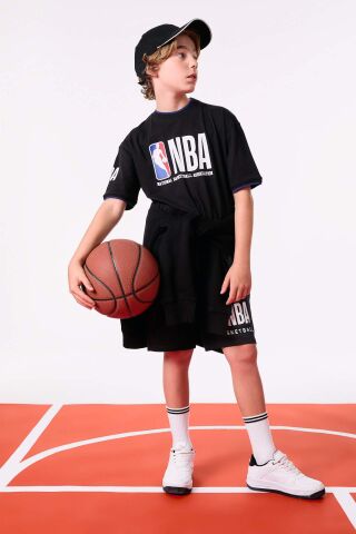 Erkek Çocuk NBA Wordmark Şort