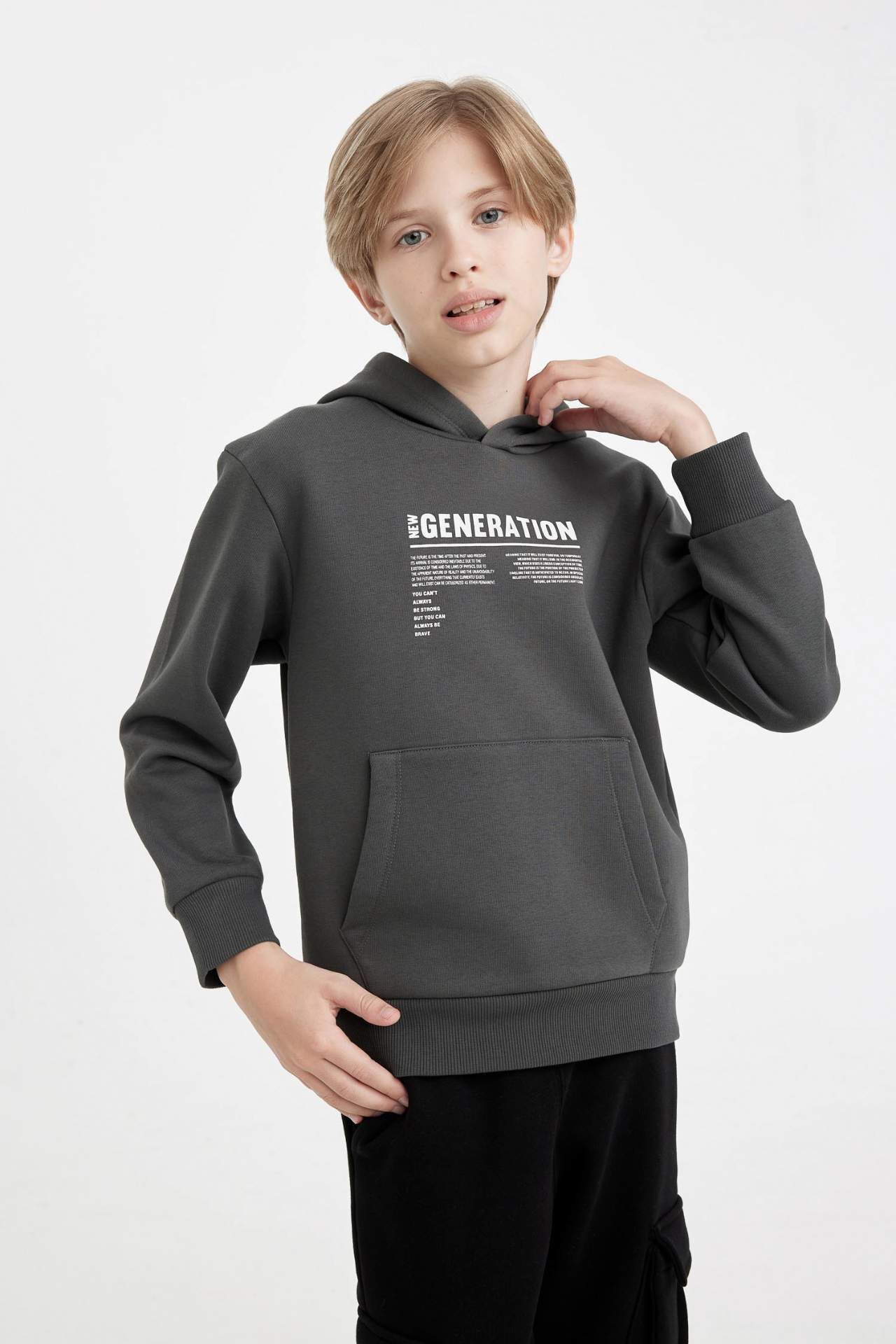 Erkek Çocuk Cepli Yazı Baskılı Kapüşonlu Kalın Okul Sweatshirt