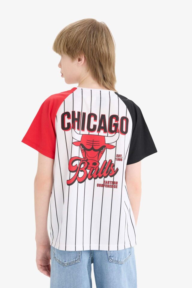 Erkek Çocuk NBA Chicago Bulls V Yaka Sırt Baskılı Kısa Kollu Tişört