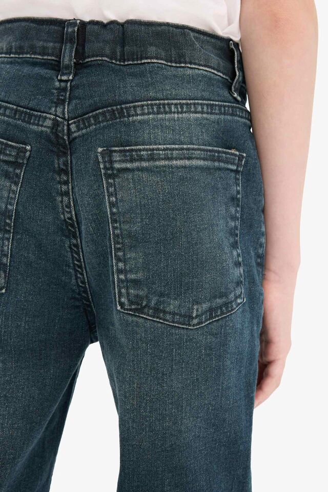 Erkek Çocuk Straight Fit Düz Paça Jean Pantolon