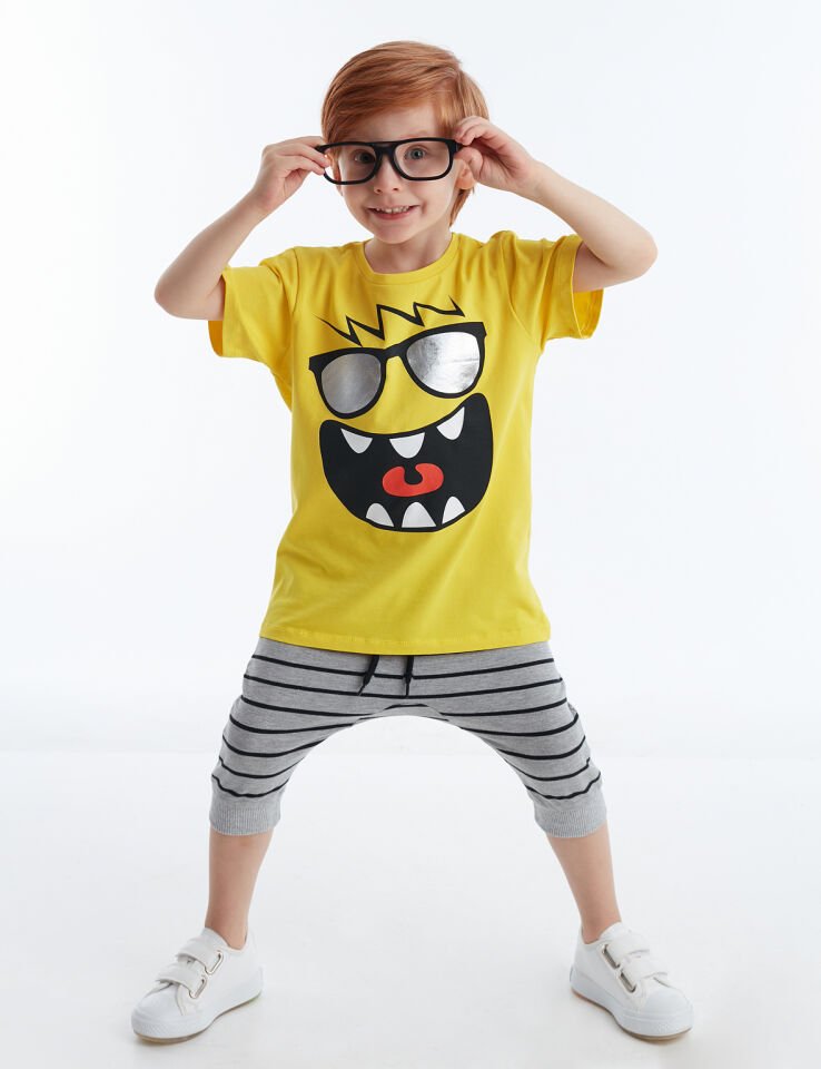 Neşeli Erkek Çocuk T-shirt Kapri Şort Takım 6 Y - Sarı Gri Siyah