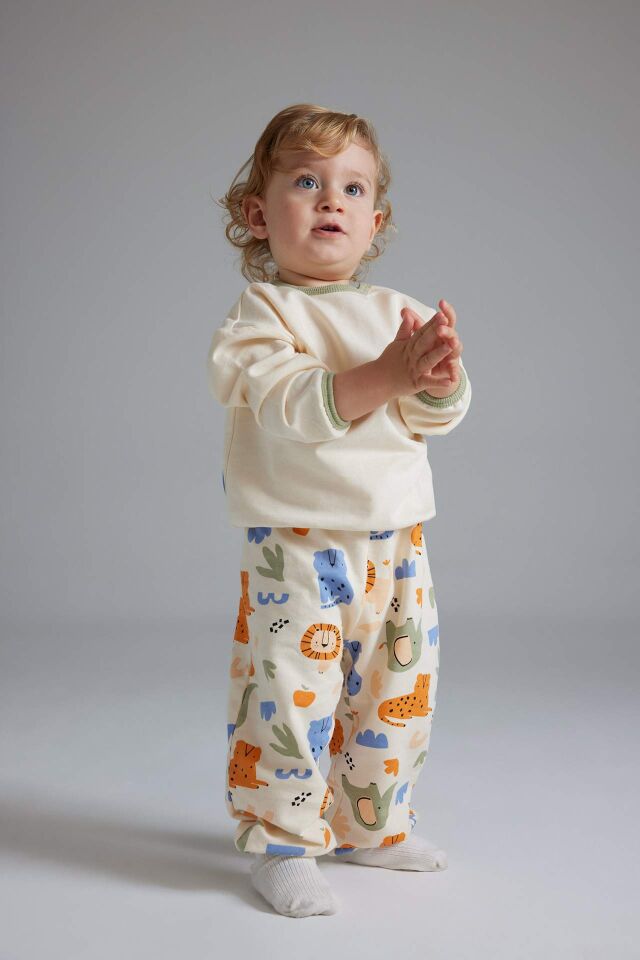 Erkek Bebek 2'li Takım Safari Baskılı Uzun Kollu Sweatshirt Beli Lastikli Eşofman Altı