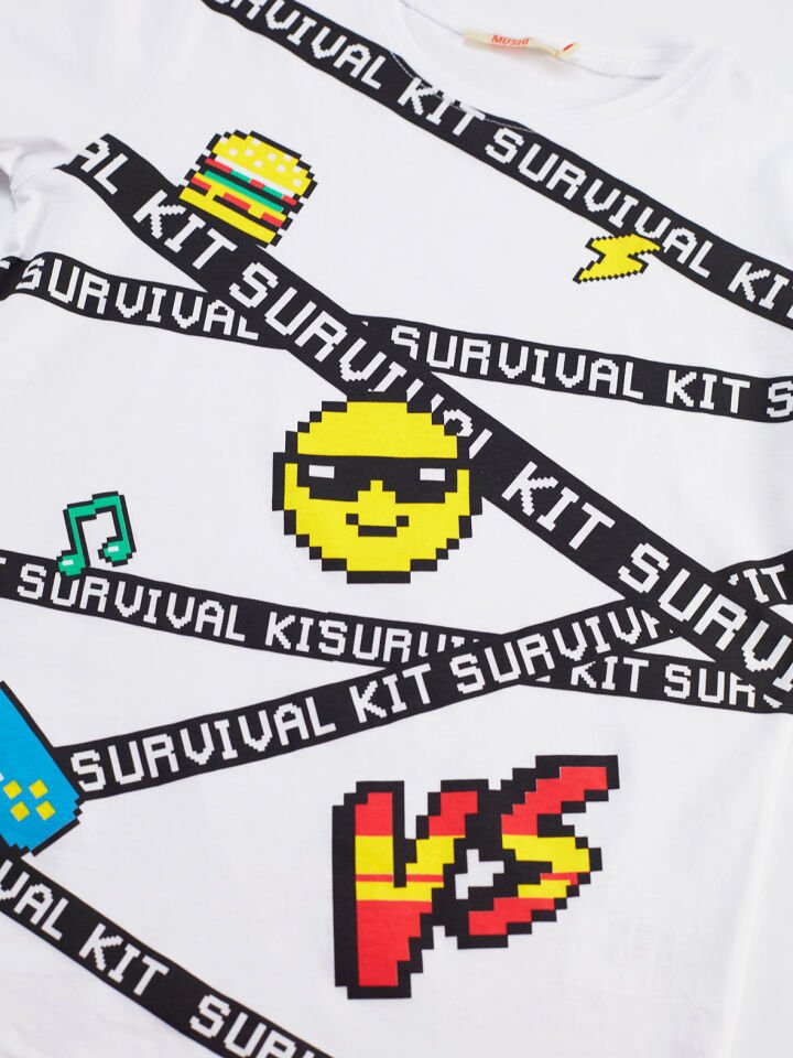 Survival Erkek Çocuk T-shirt Kapri Şort Takım 4 Y - Beyaz, Siyah