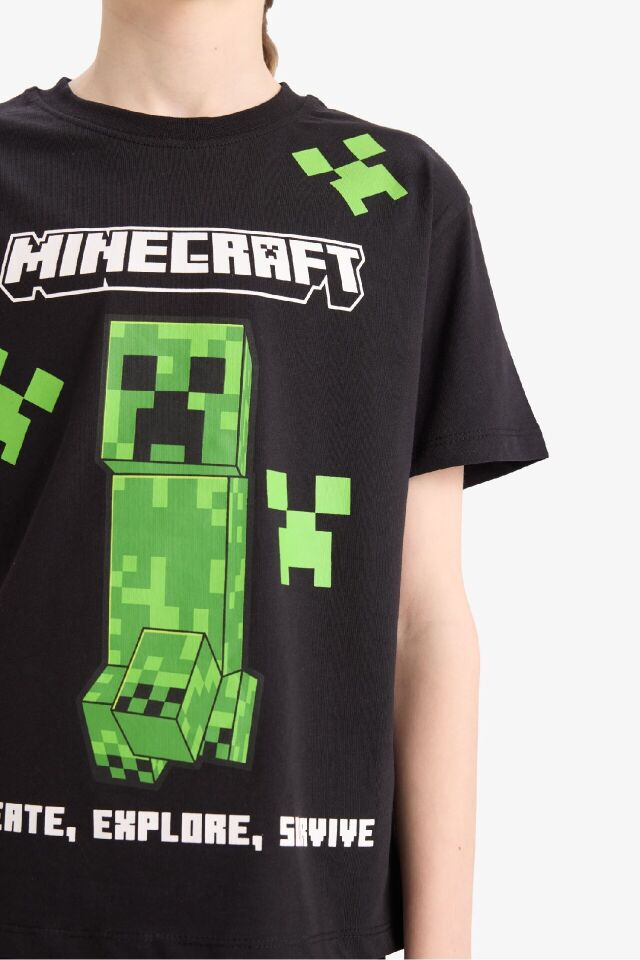 Erkek Çocuk Minecraft Pijama Takımı Kısa Kollu Üst Beli Lastikli Şort