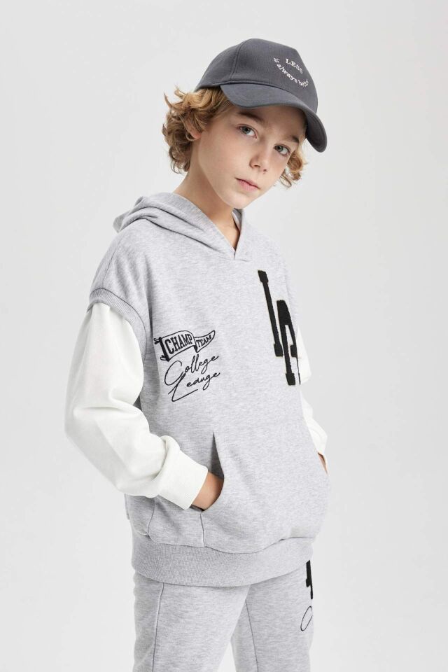 Erkek Çocuk Oversize Geniş Kalıp Nakışlı Kapüşonlu Sweatshirt
