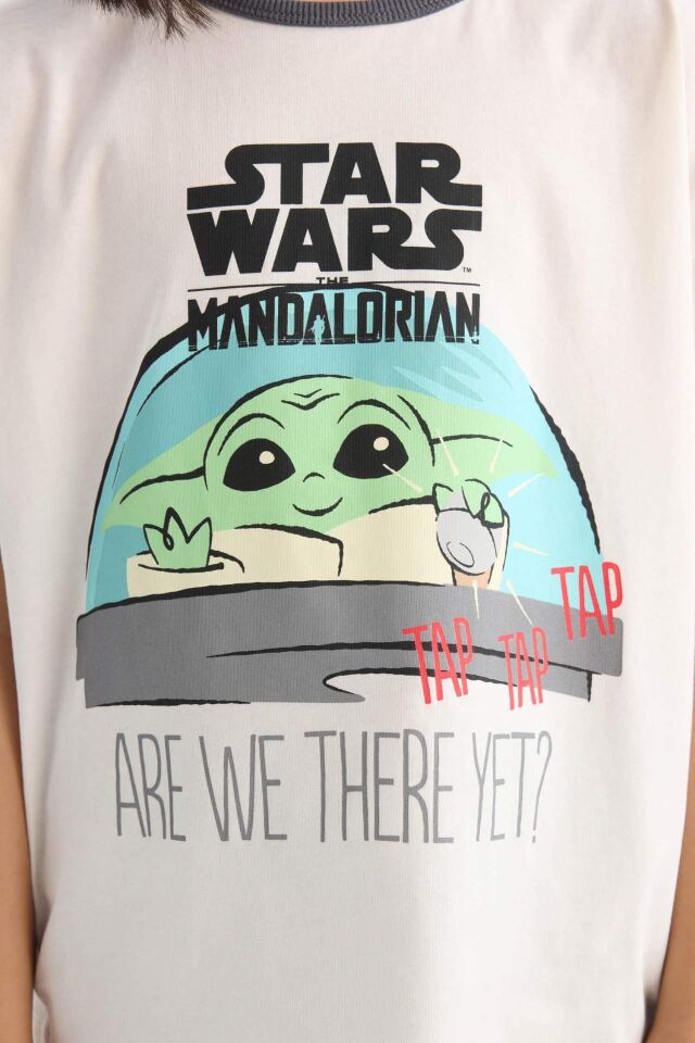 Kız Çocuk Star Wars-Mandalorian Relax Fit Bisiklet Yaka Ribana Kısa Kollu Tişört