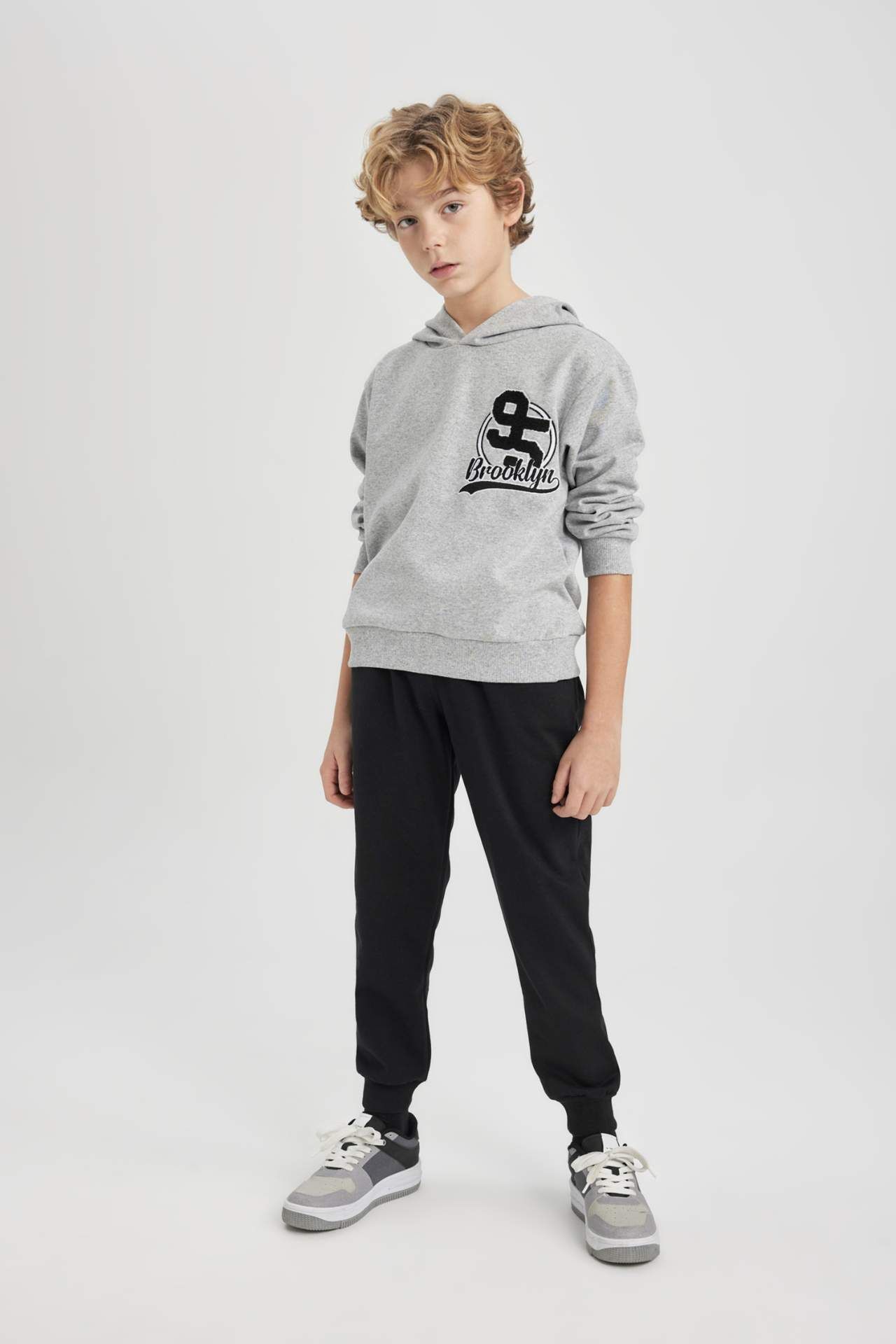 Erkek Çocuk 2'li Takım Kapüşonlu Baskılı Sweatshirt Eşofman Altı