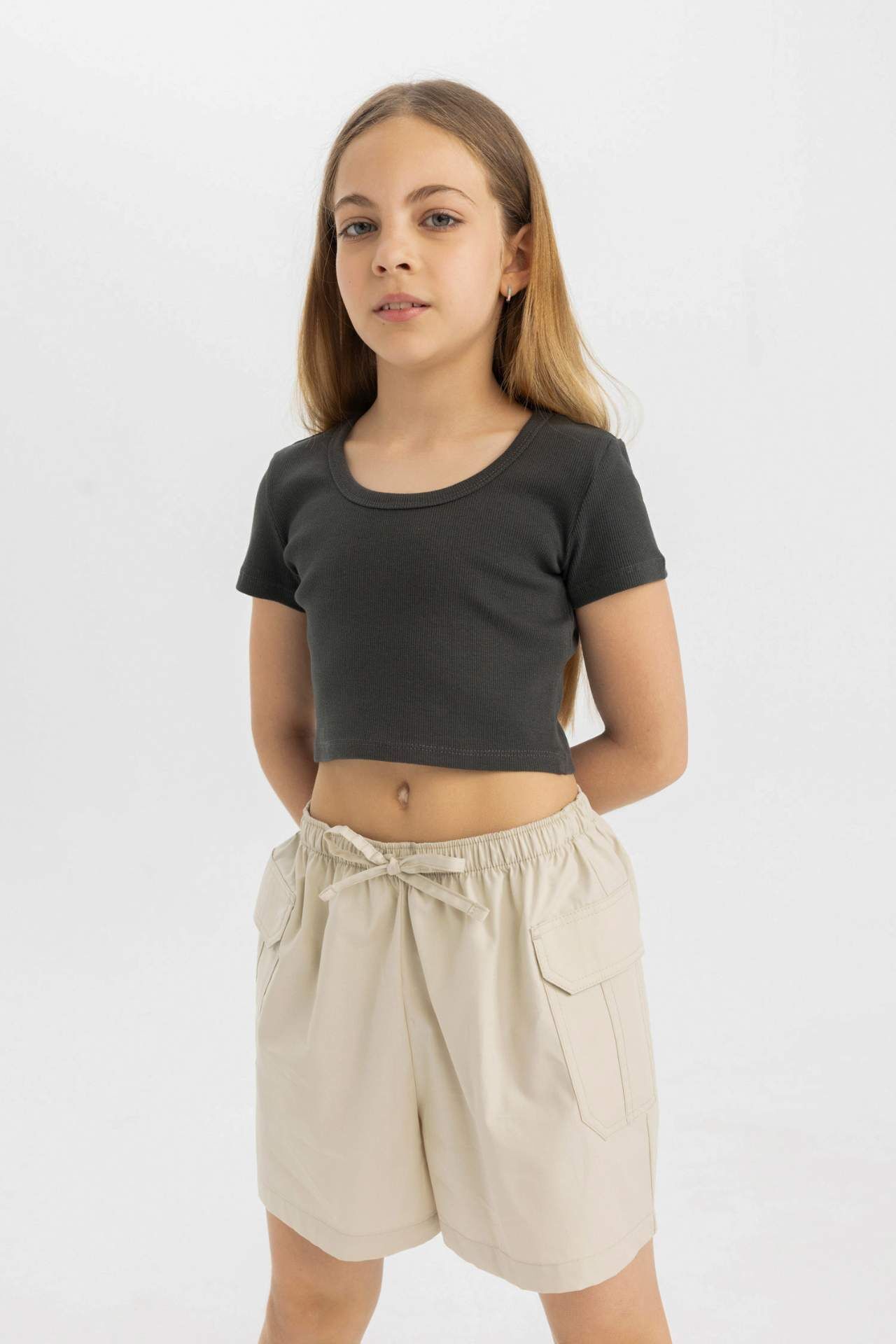 Kız Çocuk Slim Fit Dar Kesim Bisiklet Yaka Basic Düz Fitilli Kaşkorse Kısa Kollu Tişört