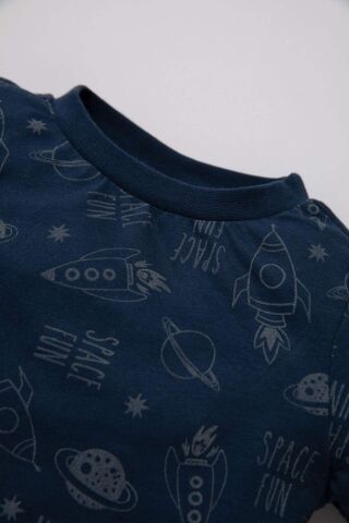 Erkek Bebek Pijama Takım Desenli Karanlıkta Parlayan lu Penye Kısa Kollu Üst Beli Lastikli Şort Alt