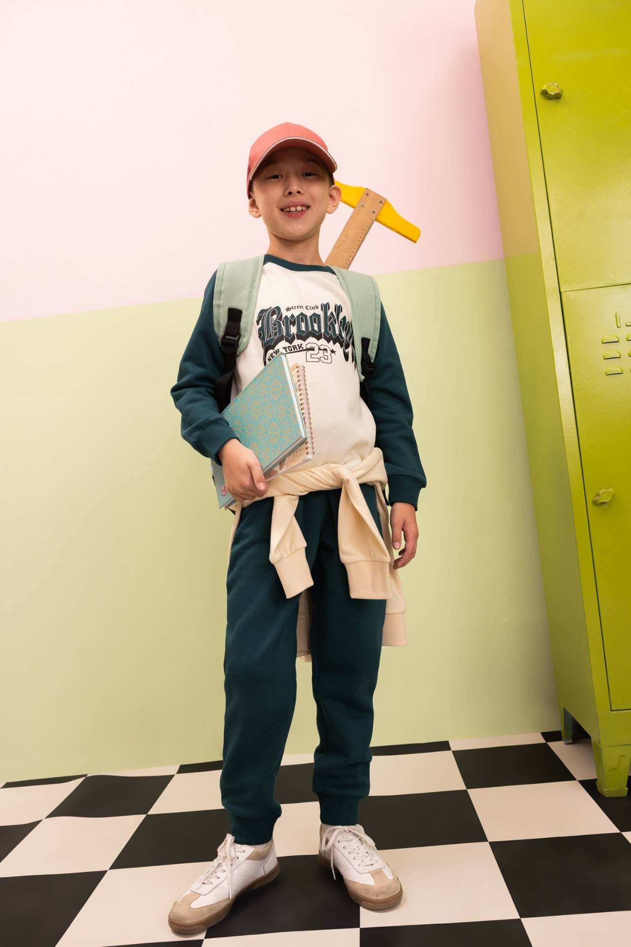 Erkek Çocuk 2'li Takım Baskılı Bisiklet Yaka Sweatshirt Üst Beli Lastikli Jogger Eşofman Altı