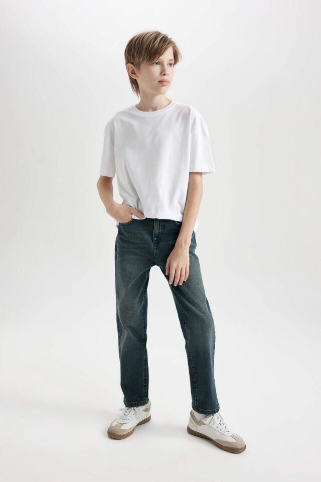 Erkek Çocuk Straight Fit Düz Paça Cepli Jean Pantolon