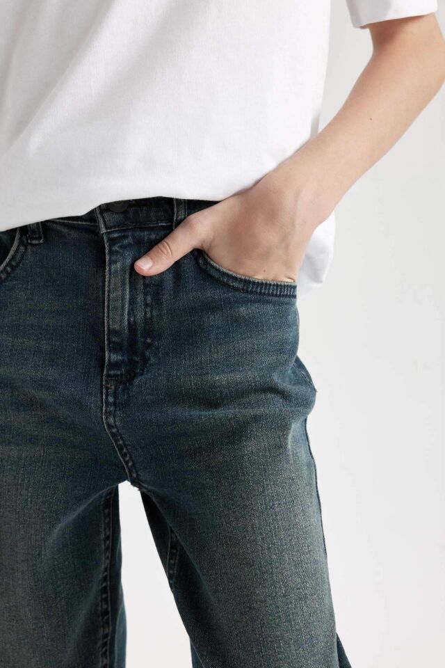 Erkek Çocuk Straight Fit Düz Paça Cepli Jean Pantolon