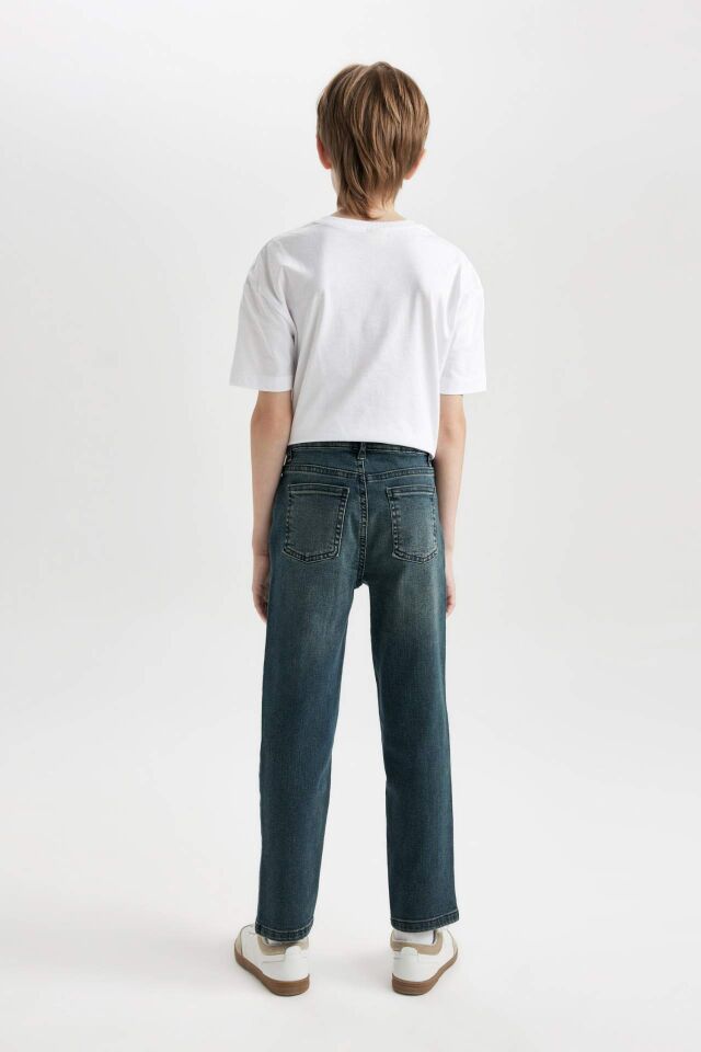 Erkek Çocuk Straight Fit Düz Paça Cepli Jean Pantolon