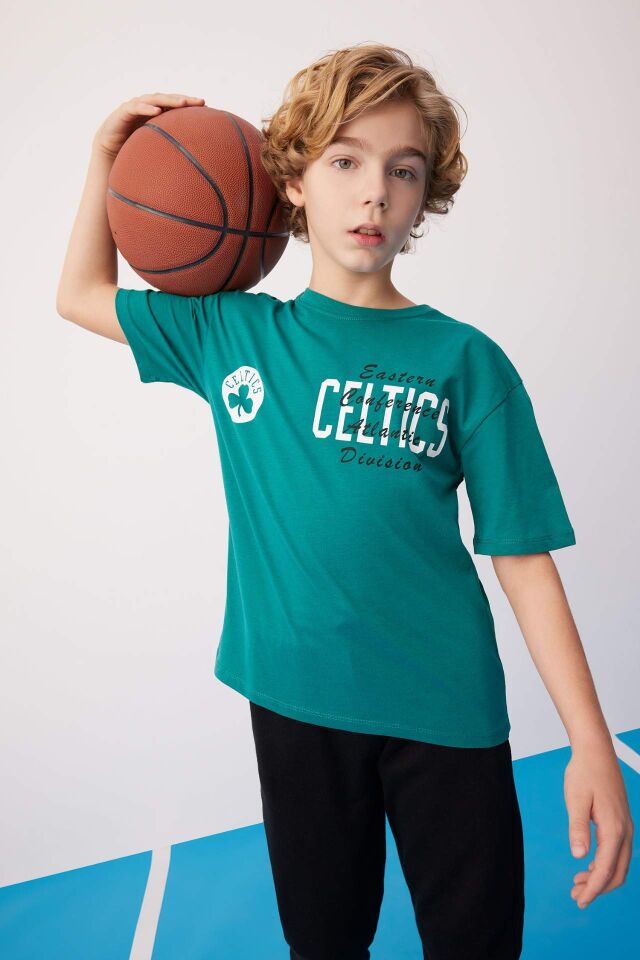 Erkek Çocuk NBA Boston Celtics Oversize Geniş Kalıp Bisiklet Yaka Tişört
