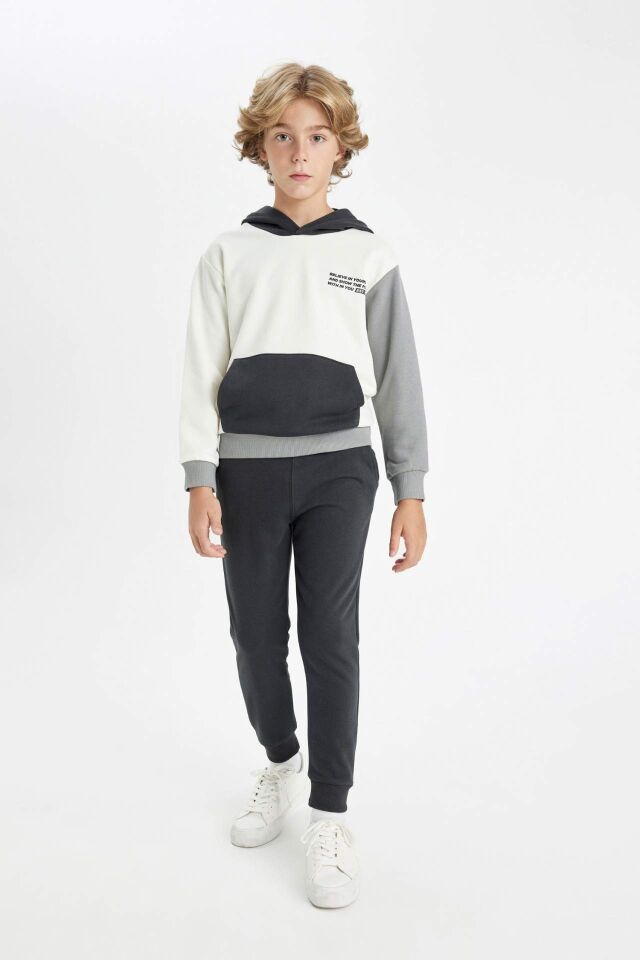 Erkek Çocuk 2'li Takım Baskılı Kapüşonlu Kanguru Cepli Sweatshirt Jogger Eşofman Altı