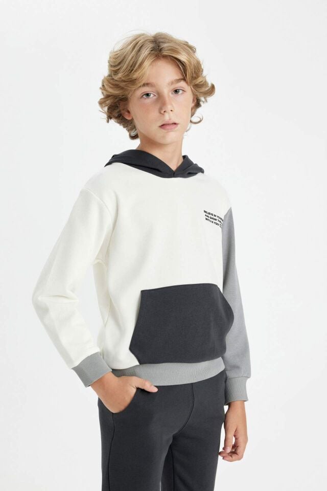 Erkek Çocuk 2'li Takım Baskılı Kapüşonlu Kanguru Cepli Sweatshirt Jogger Eşofman Altı