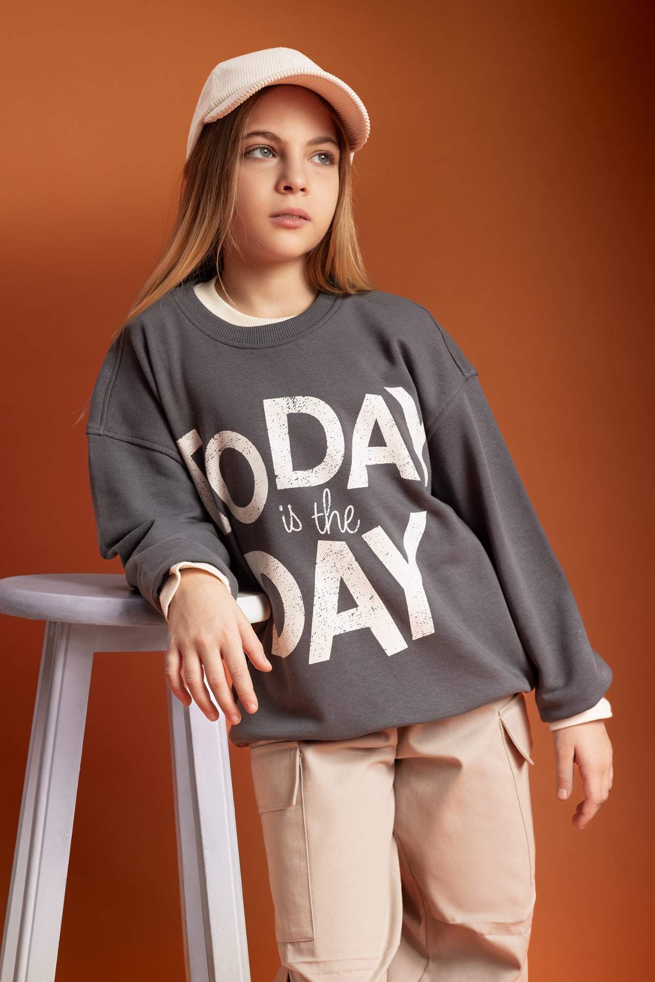 Kız Çocuk Oversize Geniş Kalıp Bisiklet Yaka Baskılı Sweatshirt