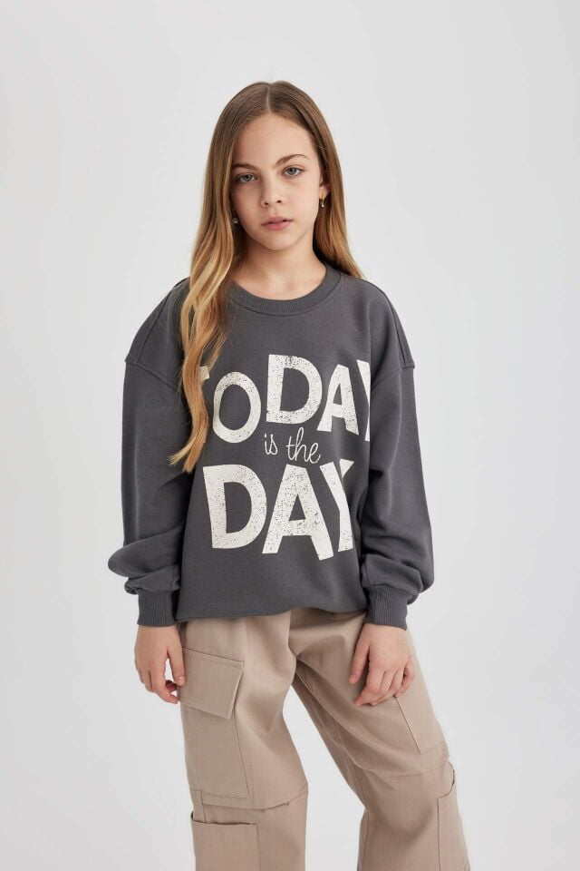 Kız Çocuk Oversize Geniş Kalıp Bisiklet Yaka Baskılı Sweatshirt
