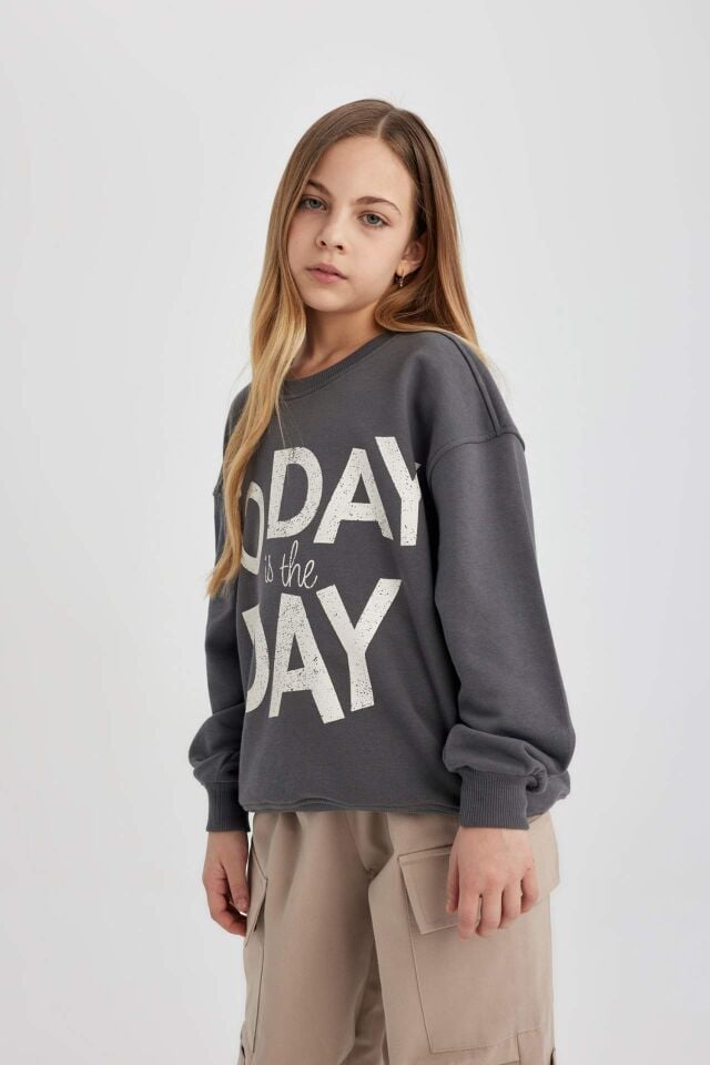 Kız Çocuk Oversize Geniş Kalıp Bisiklet Yaka Baskılı Sweatshirt