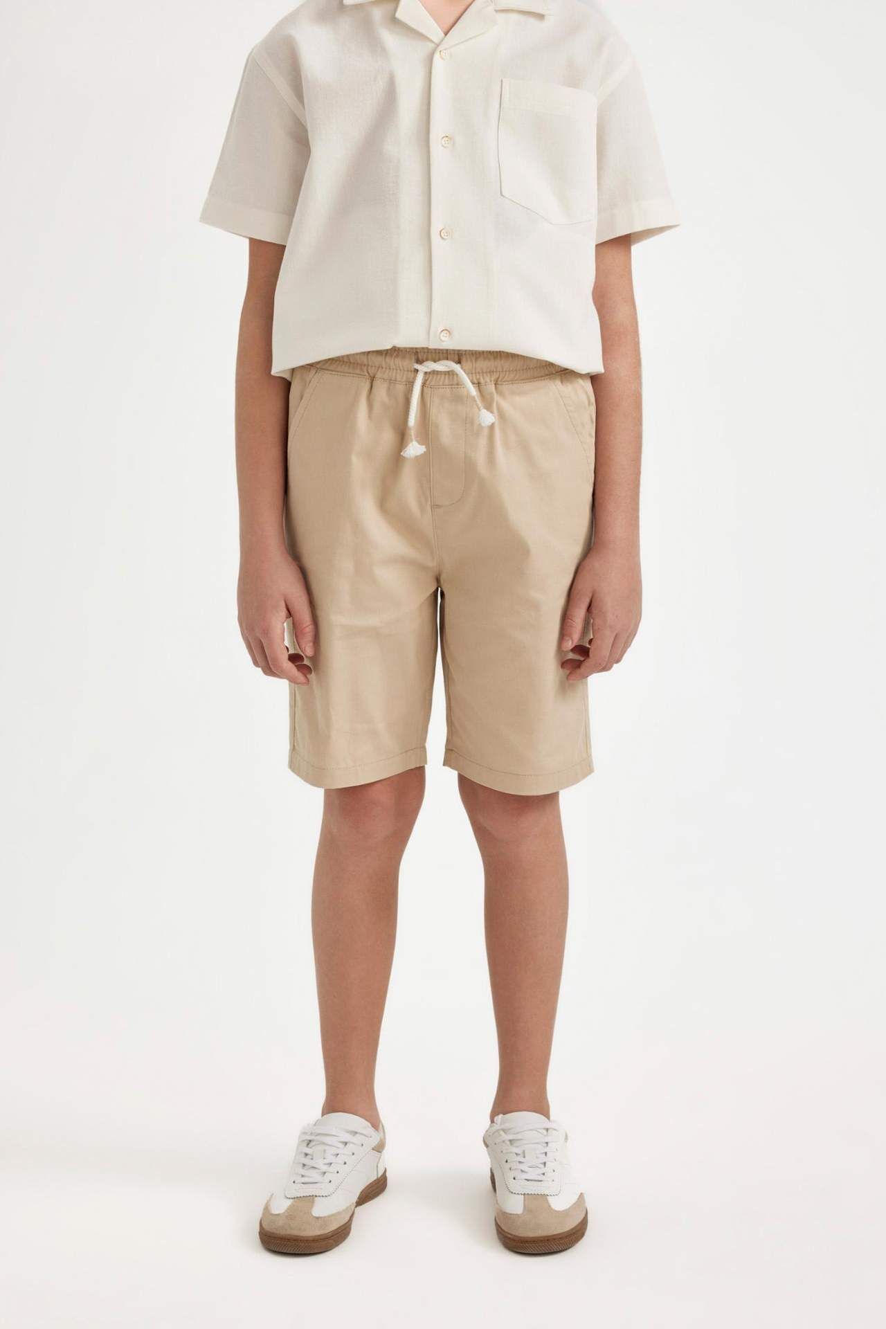 Erkek Çocuk Basic Düz Beli Lastikli Cepli Gabardin Şort