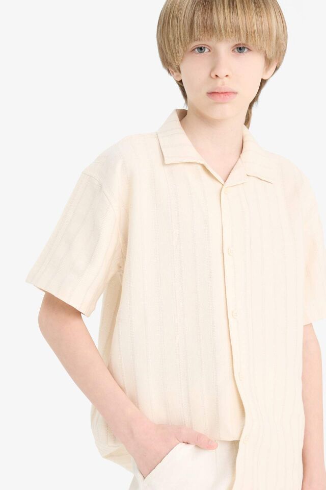 Erkek Çocuk Oversize Geniş Kalıp Polo Yaka Kısa Kollu Gömlek