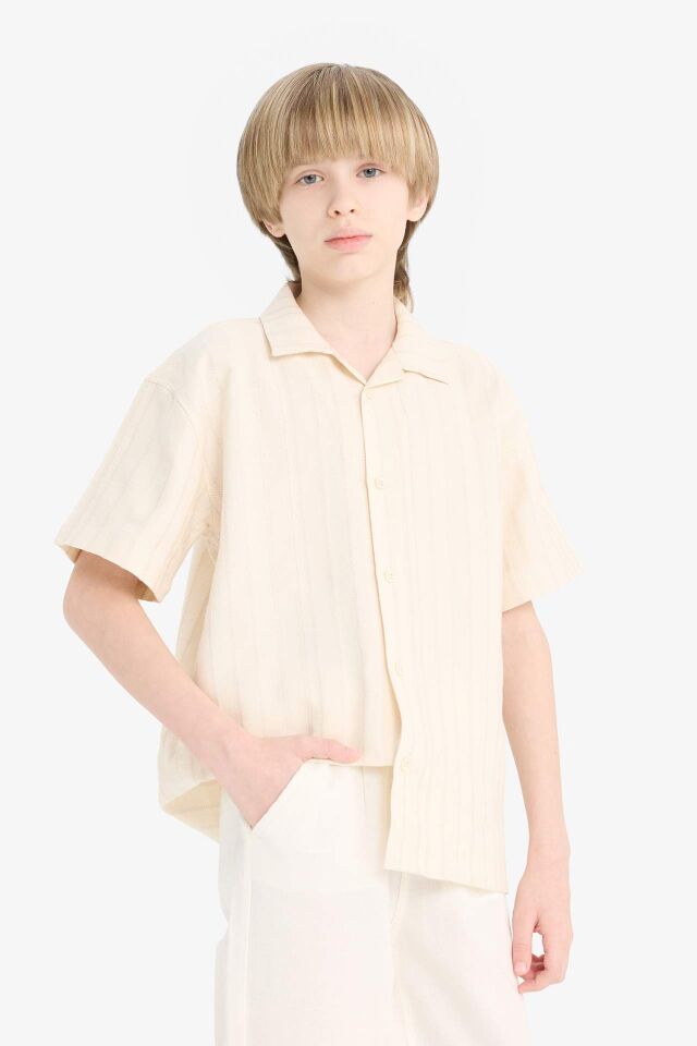 Erkek Çocuk Oversize Geniş Kalıp Polo Yaka Kısa Kollu Gömlek
