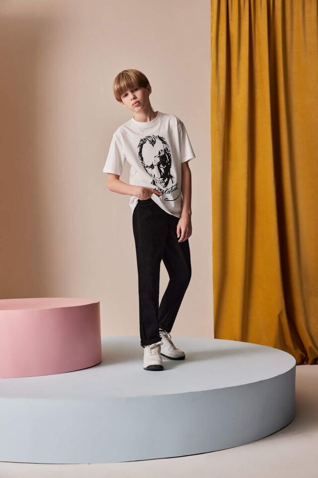 Erkek Çocuk 23 Nisan Çocuk Bayramı Düz Paça Basic Düz Gabardin Pantolon