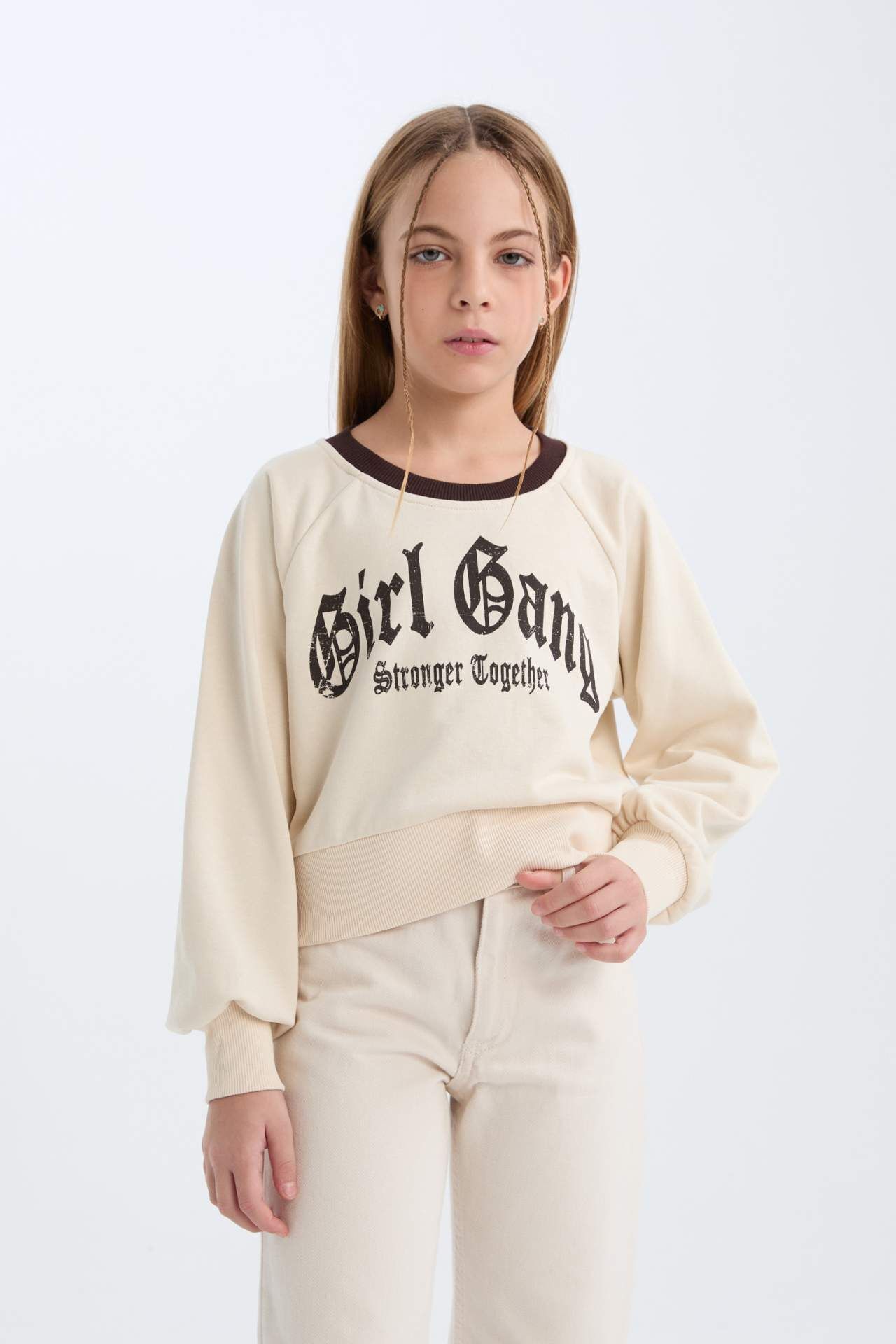 Kız Çocuk Relax Fit Bisiklet Yaka Baskılı İçi Yumuşak Tüylü Sweatshirt
