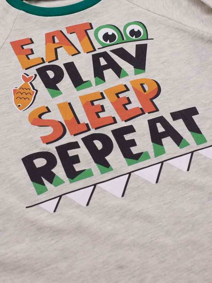 Oyun Zamanı Erkek Çocuk T-shirt Kapri Şort Takım