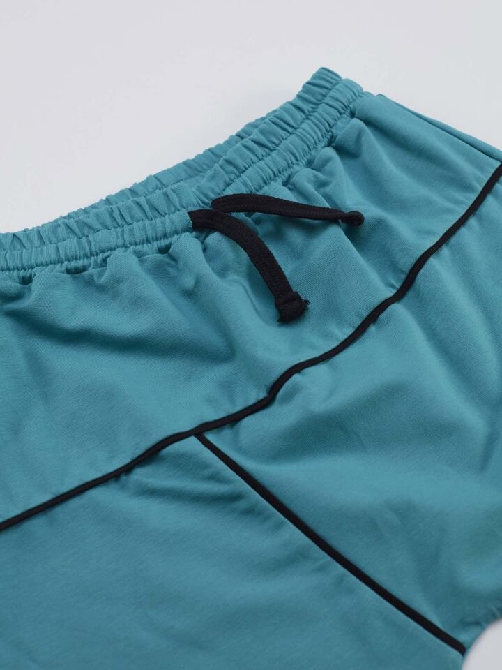 Astro Erkek Çocuk T-shirt Kapri Şort Takım