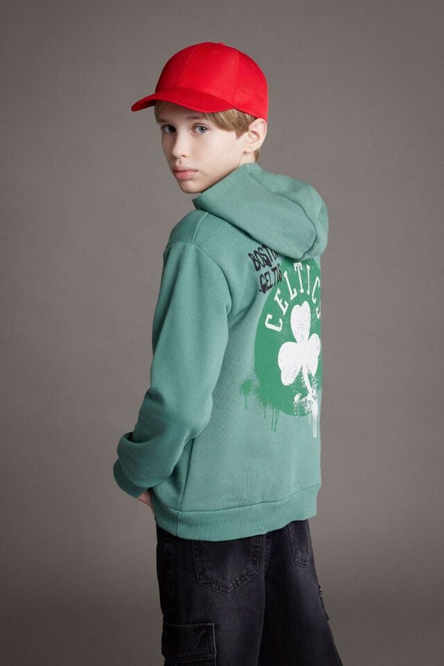 Erkek Çocuk NBA Boston Celtics Kapüşonlu İçi Yumuşak Tüylü Sırt Baskılı Sweatshirt